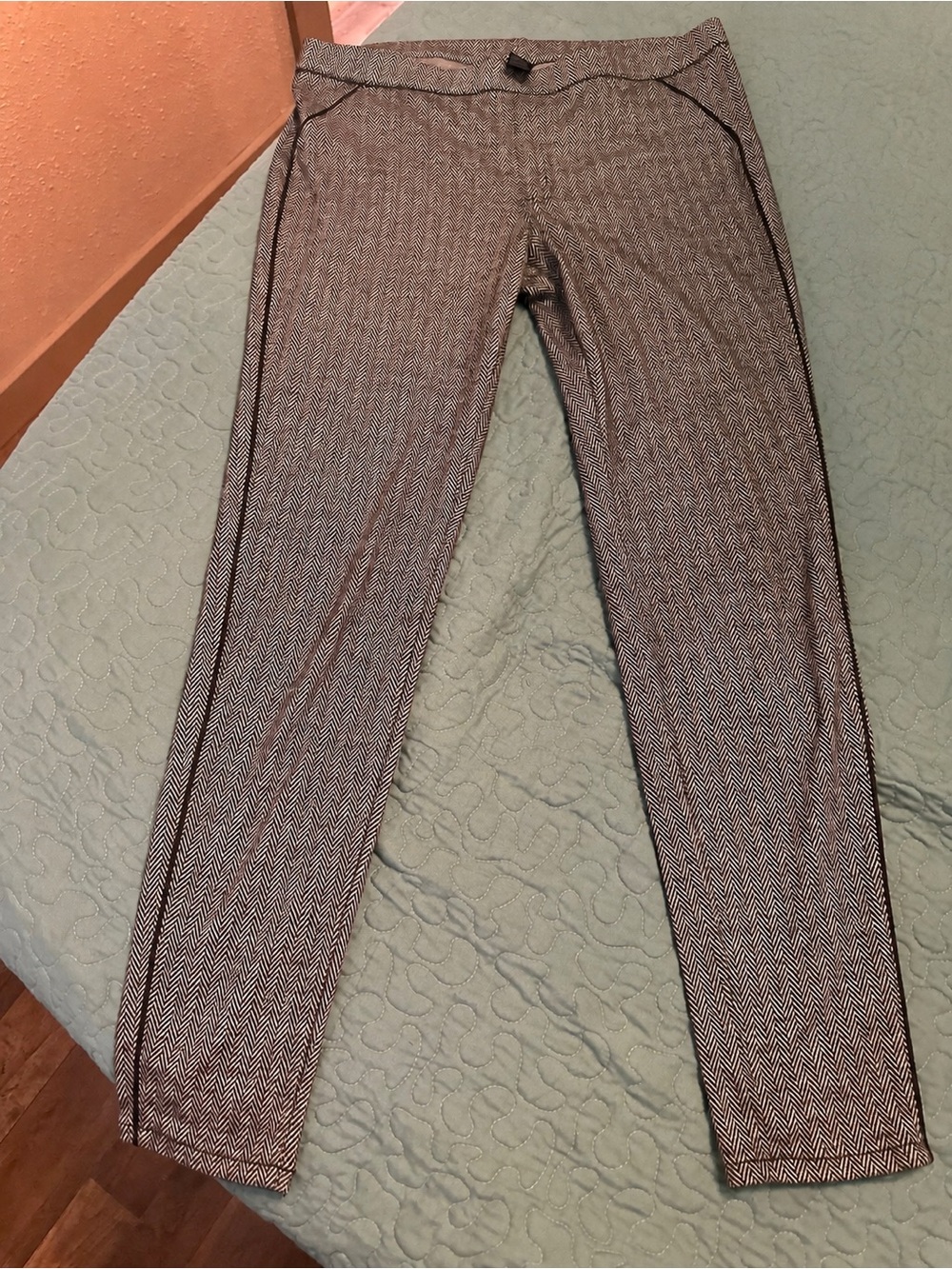 Hue herringbone Black & White Leggings size L